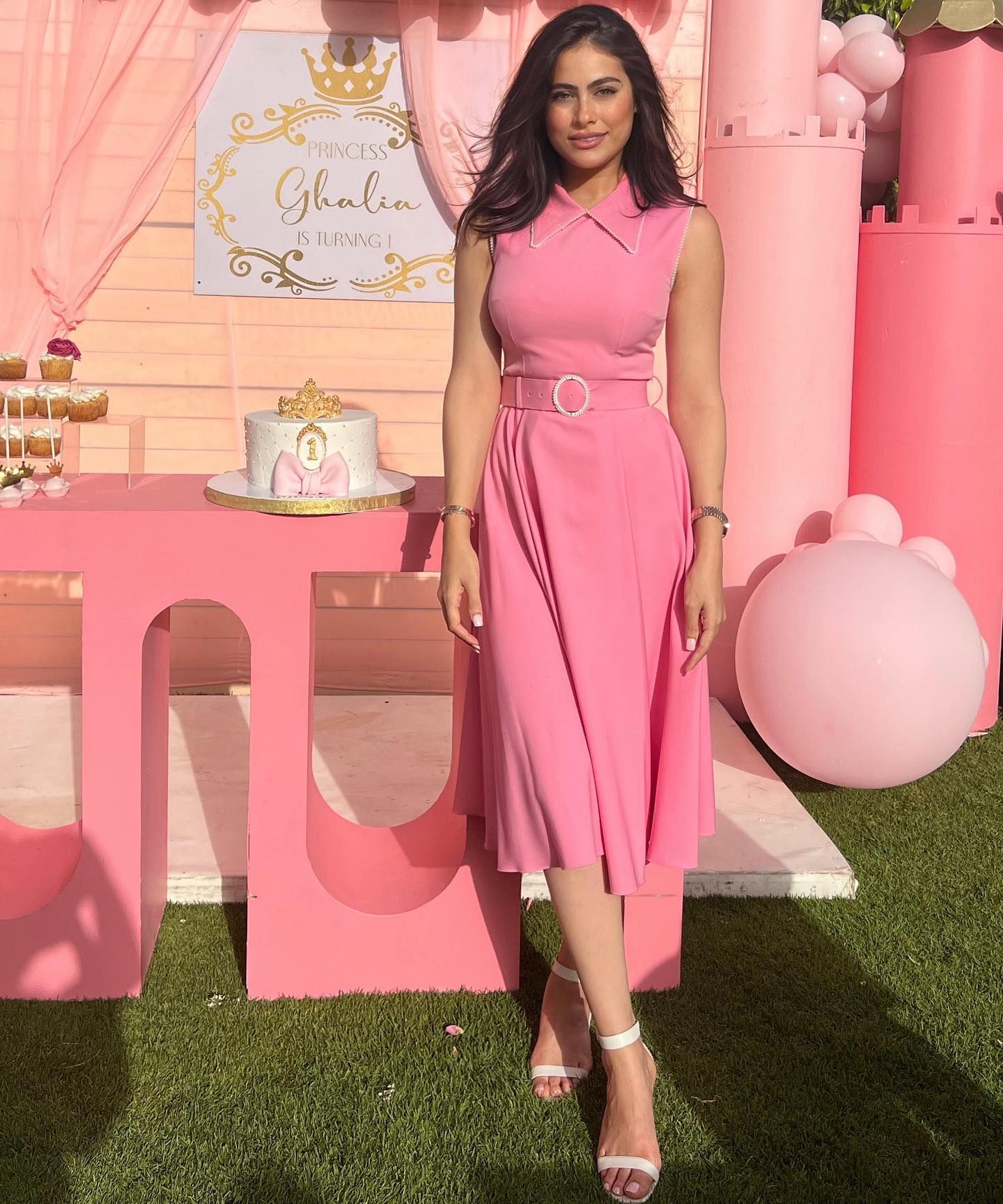 هاجر أحمد.. ضحك ولعب وشغل وجولة بحسابها على إنستجرام