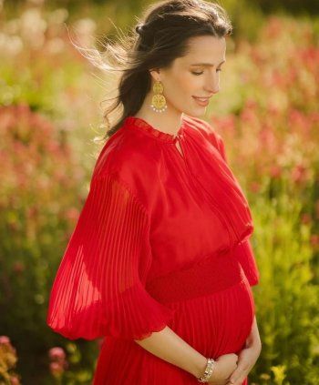 تصميم سوارَي الأميرة رجوة مميز للغاية.. وهذه تفاصيلها وسعرها الخيالي