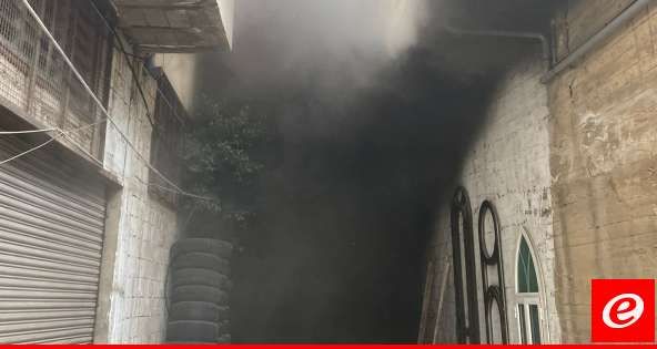 الدفاع المدني أنهى عمليات الاطفاء والتبريد داخل معمل الألومنيوم في عمشيت واستمرار عمليات المراقبة