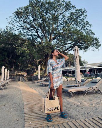 دانييلا رحمة تطل بملابس البحر.. وهذا ما إختارته