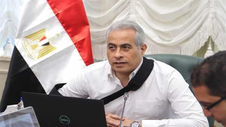 وزير العمل يطلق البث التجريبي لمنصة العمالة غير المنتظمة بأسيوط والمنيا
