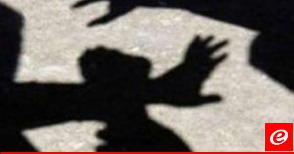 "النشرة": تعرض محامي للضرب المبرح من قبل شخص في صور بسبب خلافات مالية