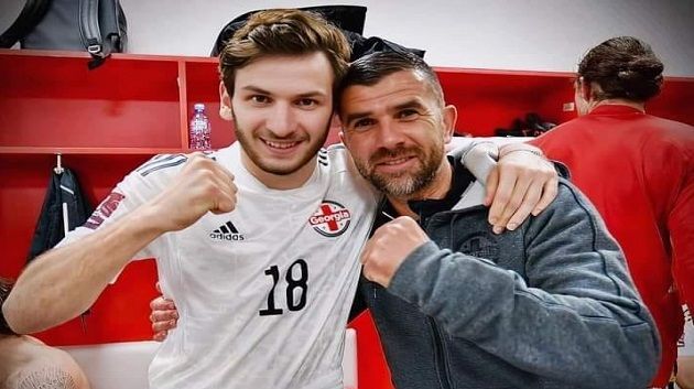 الامارات | وجه عربي يخطف الأنظار مع "معجزة" يورو 2024.. نجم تونس السابق يبدع مع جورجيا