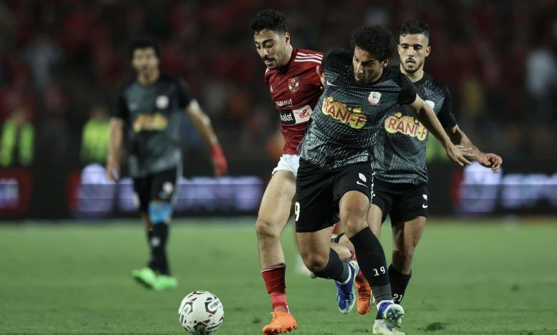 خبير تحكيمي يحسم جدل الحالات الجدلية في مباراة الاهلي ضد فاركو “خاص”