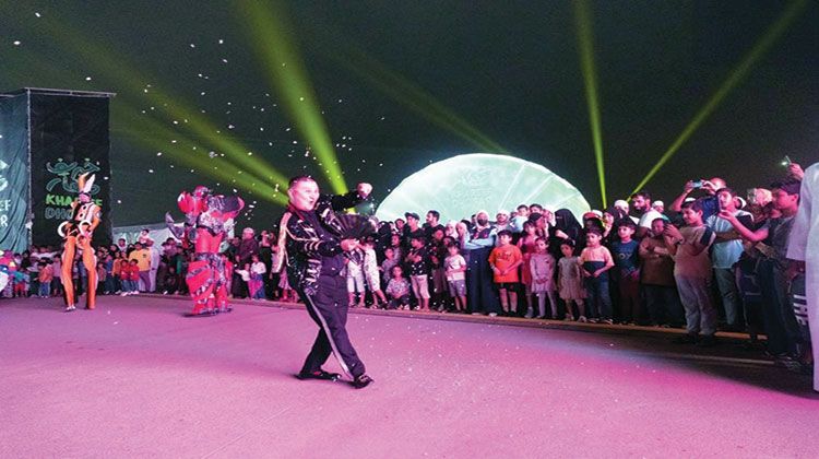 الطبيعة الخلابة تكسو سلطنة عُمان