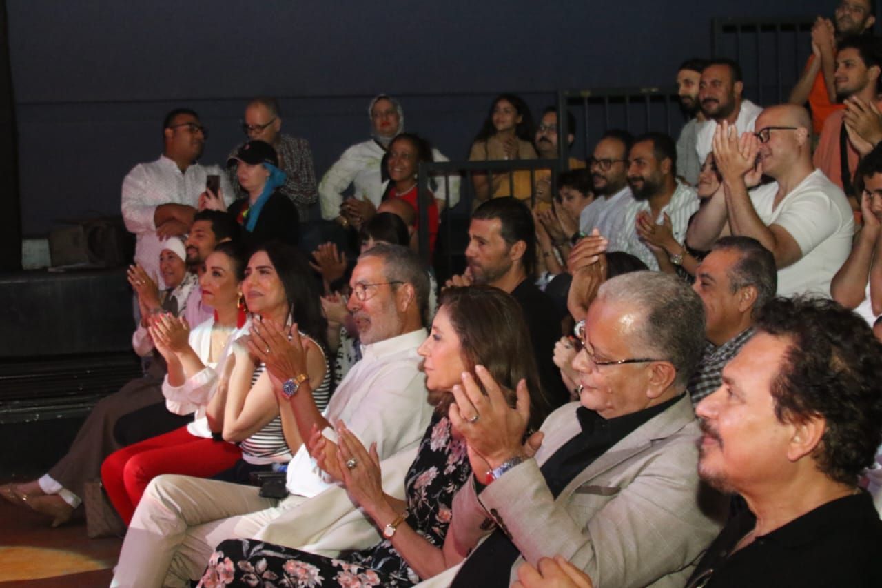 افتتاح عرض "حاجة تخوف" بمركز الإبداع الفني للمخرج خالد جلال.. صور