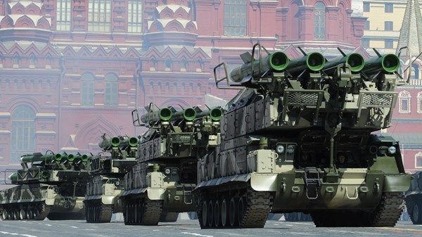 بوتين يعلن استئناف إنتاج صواريخ ذات قدرات نووية