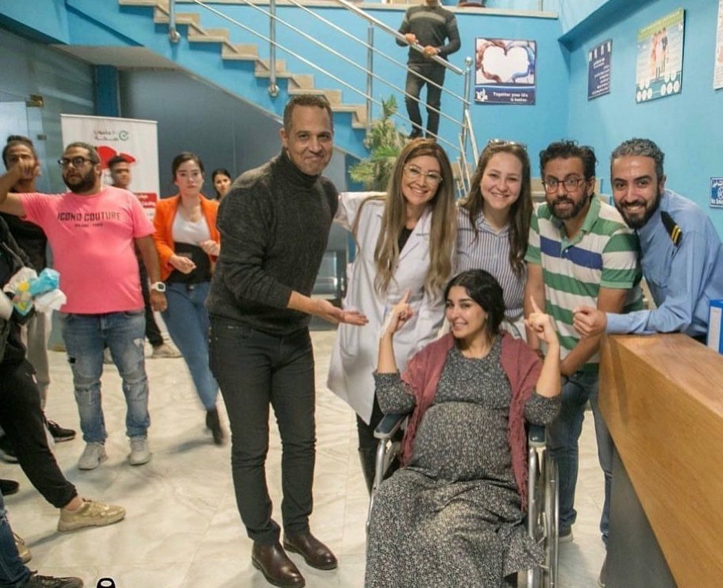 جيهان خليل بصحبة الراحل مصطفى درويش وأروى جودة من كواليس مسلسل حرب نفسية