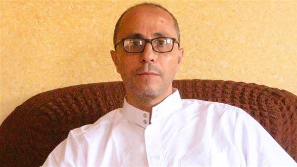 وفاة الصحفي زكريا المدهون بعد تدهور حالته بسبب السرطان في غزة