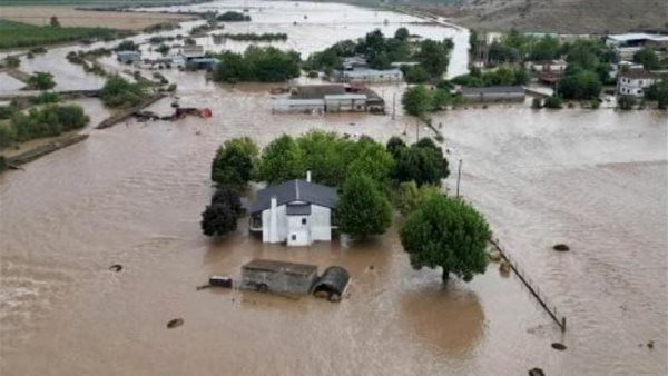 استمرار هطول الأمطار في اليابان قد يؤدي إلى فيضانات عارمة وانهيارات