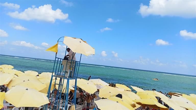 الأرصاد تحذر المصطافين بالبحر المتوسط: ارتفاع الأمواج يصل لـ 2.5 متر