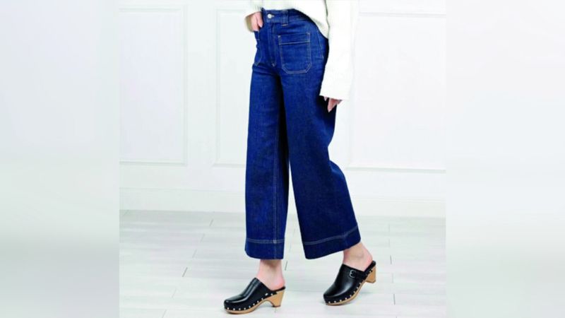 الامارات | «الكلوج» على عرش موضة الأحذية النسائية هذا الصيف