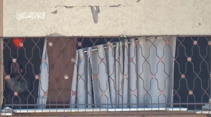 قنص واستيلاء على طائرة.. القسام تنشر مشاهد عملياتها بحي تل الهوى بغزة