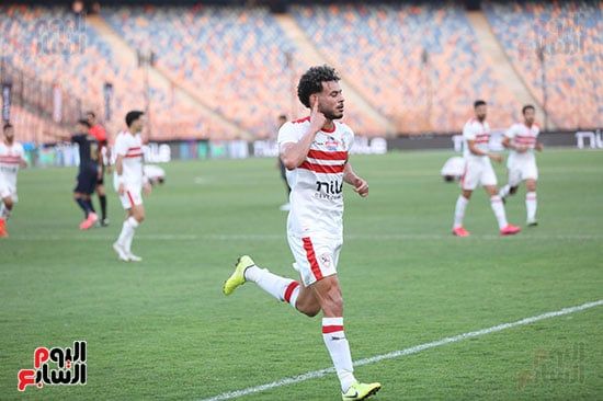 دونجا يسجل الهدف الثانى للزمالك فى شباك سيراميكا