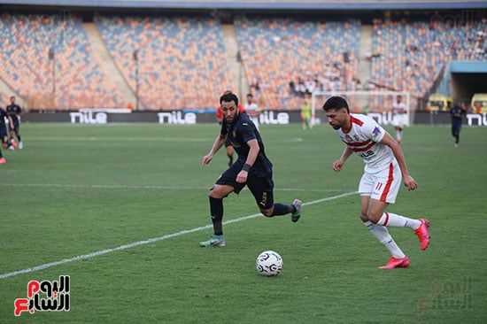 دونجا يسجل الهدف الثانى للزمالك فى شباك سيراميكا