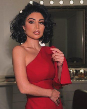 خاص - إليان خوند : جمالي ضرني بالتمثيل وهكذا عرف إبني أنني لم أتخل عنه