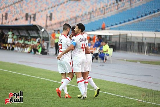 دونجا يسجل الهدف الثانى للزمالك فى شباك سيراميكا