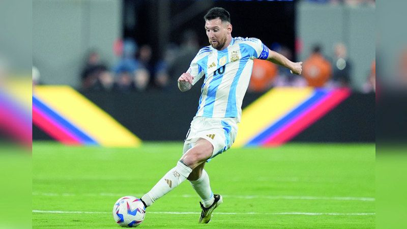 الامارات | الإصابة تهدد بغياب ميسي عن لقاء بيرو في «كوبا أميركا»