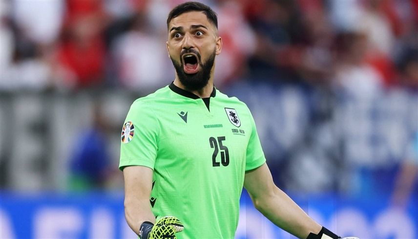 الامارات | حارس جورجيا يرى كفاراتسخيليا أفضل من جميع لاعبي إسبانيا