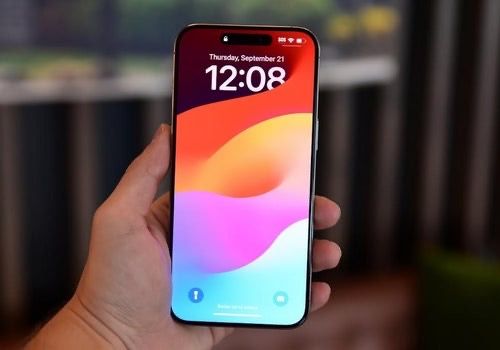 تكنولوجيا: تخفيضات أسعار شحنات آيفون تساعد على مواصلة الارتفاع في أكبر سوق للهواتف الذكية في العالم