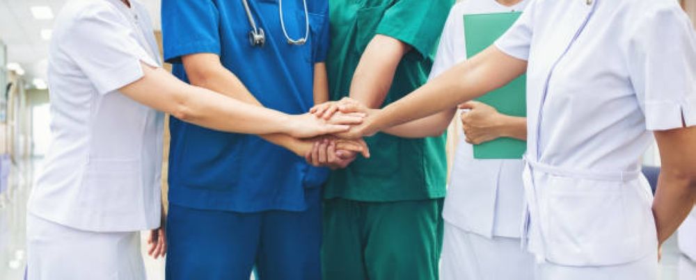 "الصحة القابضة": اعتماد الهياكل التنظيمية للتجمعات الصحية وتسكين الموظفين