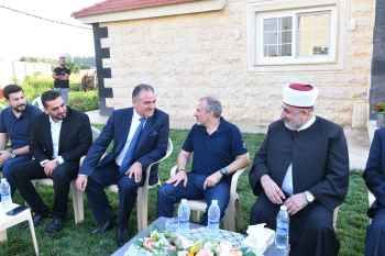 باسيل التقى سليمان ويحيى والشيخ قدور وزار تل عباس الشرقي: خياراتنا الداخلية نحن من يقوم بها