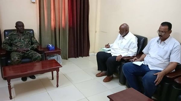 والي الخرطوم يوجه بالإحاطة بكافة المعلومات الخاصة بالعاملين بالخدمة بالولاية