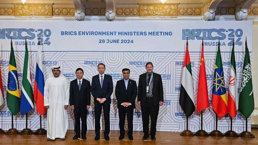 آمنة الضحاك تؤكد حرص الإمارات على توسيع التعاون مع «بريكس»