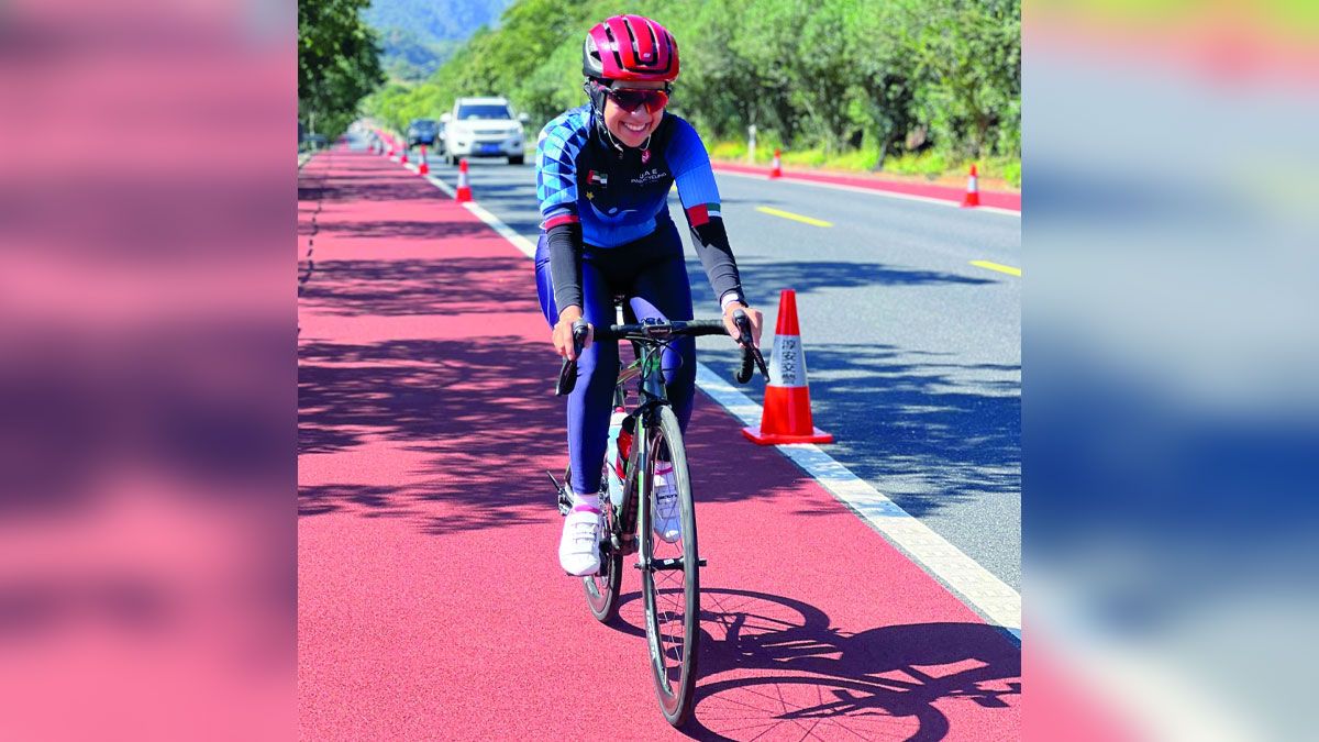 الامارات | سلامة الخاطري.. مبدعة رياضياً ومتفوقة علمياً