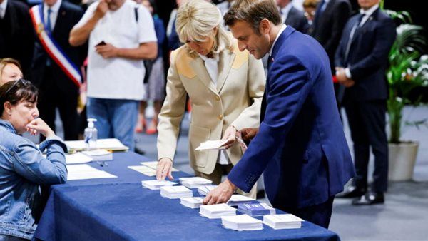 الانتخابات التشريعية الفرنسية: إقبال كبير من الناخبين وسط مخاوف فوز اليمين المتطرف