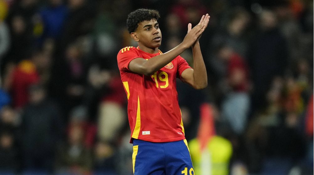 الامارات | لامين يامال يضل الطريق لتدريب إسبانيا.. ونصائح ذهبية من لا فوينتي