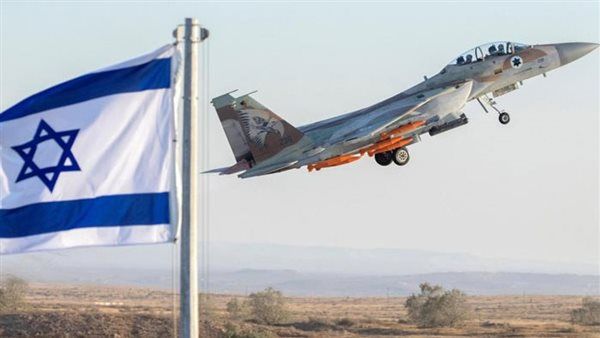 الطيران الحربى الإسرائيلية يخترق حاجز الصوت فوق بيروت