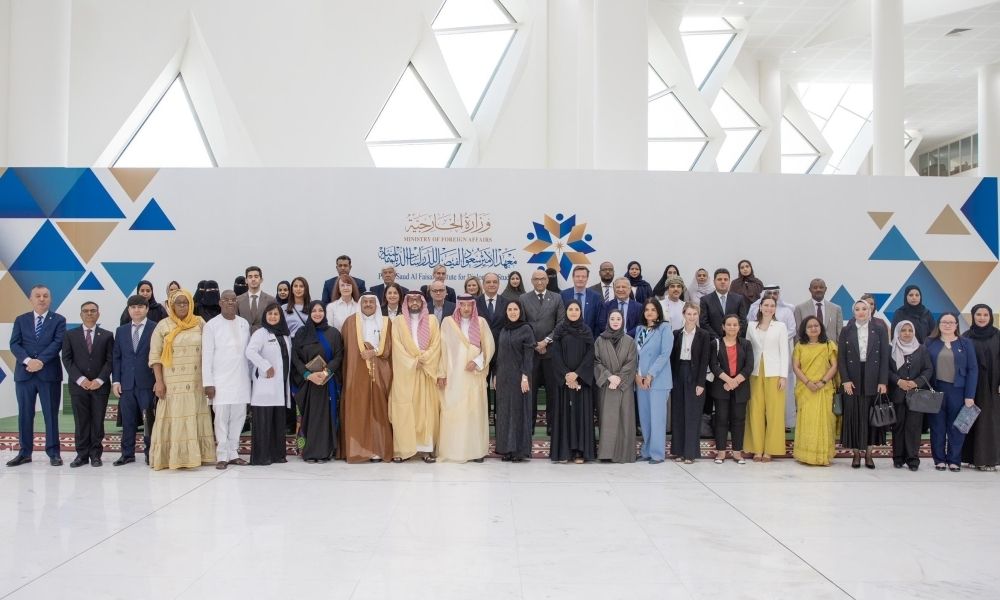 ندوة حول دور المرأة في العمل الدبلوماسي