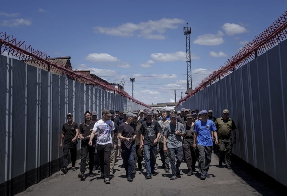 إفراج مشروط لتجنيد السجناء ضد روسيا