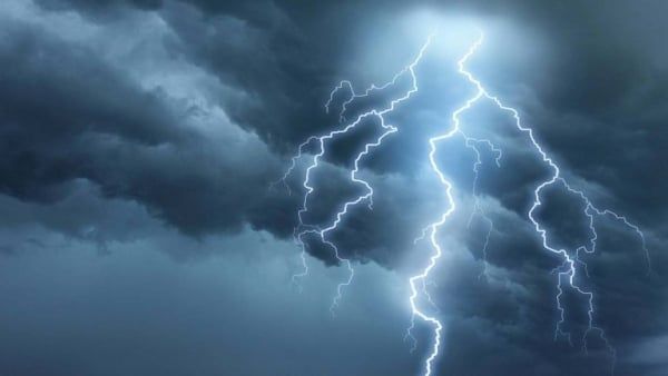 الثانية خلال يومين.. وفاة وإصابة خمسة أشخاص بصاعقة رعدية في الضالع