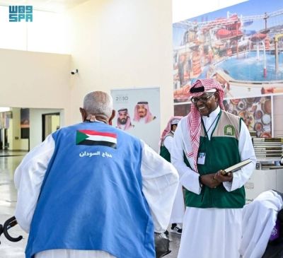 نائب أمير مكة يستقبل عددا من الأمراء والعلماء والمواطنين