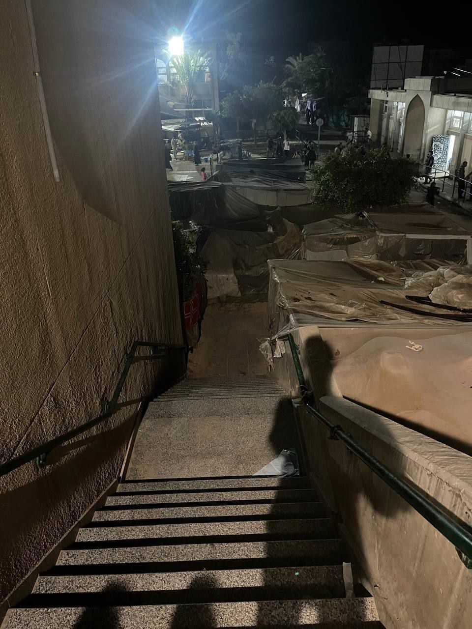 الاحتلال يخلي المرضى من مستشفى غزة الأوروبي بخانيونس.. صور