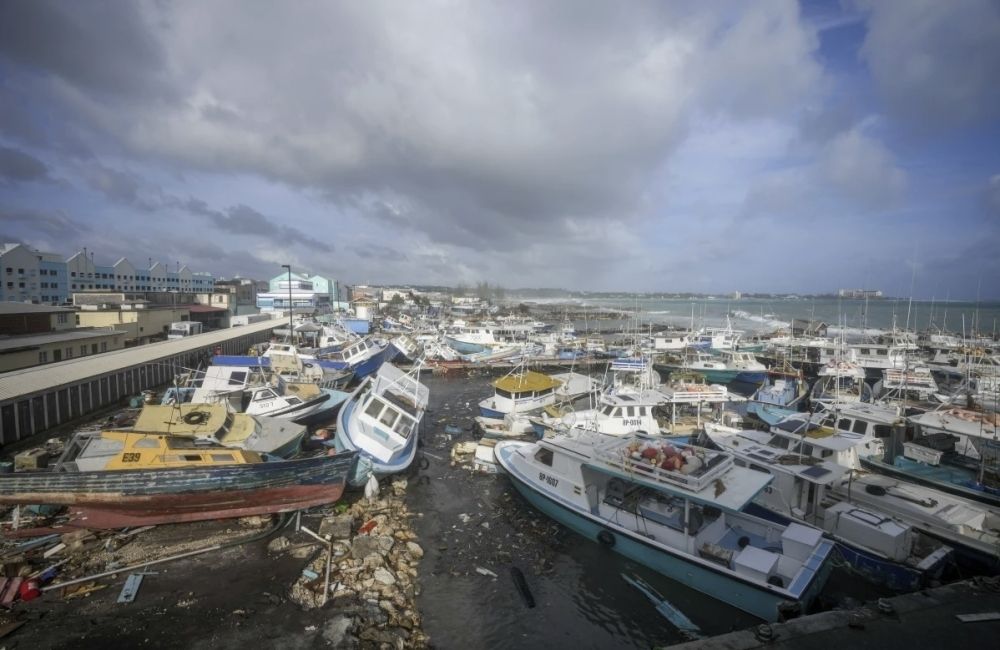 إعصار بيريل يتحول للفئة الخامسة ويهدد جامايكا
