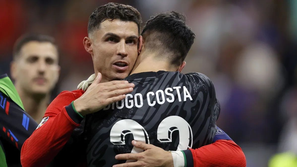 دموع رونالدو.. بين هزيمة 2004 و عبور 2024