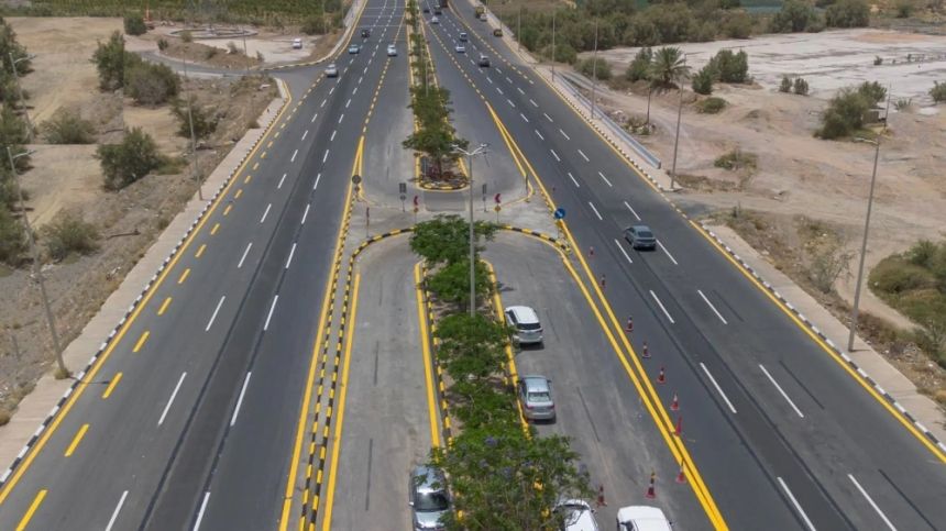 الطائف.. "محاور التفاف" تعزز مرونة التدفق المروري على  طريق الملك خالد