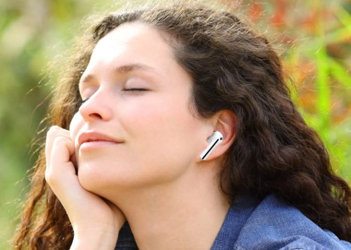 تكنولوجيا: صور حية مسربة لسماعة Galaxy Buds 3 Pro اللاسلكية