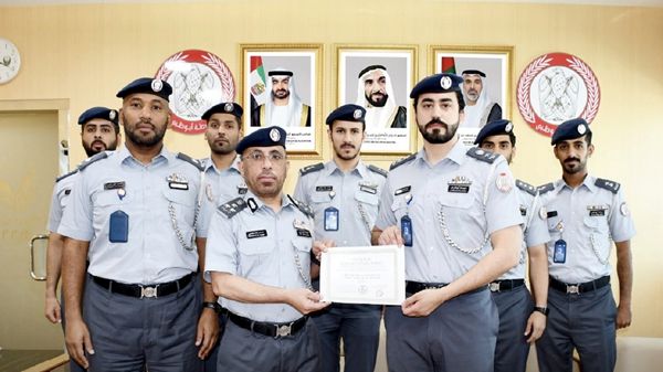 منتسبون في شرطة أبوظبي يحصلون على اعتماد دولي في مجال التحقيق بالحرائق