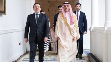 الخليج اليوم .. وزير الخارجية السعودي يبحث مع نظيره الإسباني تطورات الأوضاع في غزة