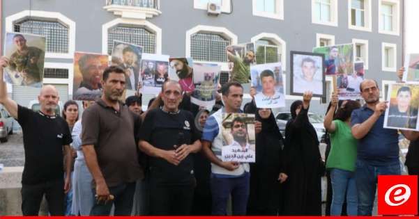 حطيط خلال الوقفة الـ47 لتجمع اهالي شهداء انفجار المرفأ: نطالب القاضي الحجار بمنع البيطار من دخول مكتبه