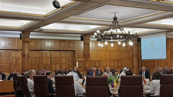 مندوب فلسطين بالجامعة العربية يدعو لتجميد مشاركة إسرائيل في الجمعية العامة للأمم المتحدة