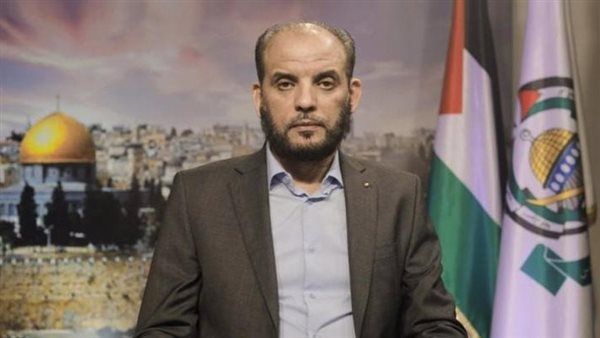 عضو المكتب السياسي لحماس : الحركة تتبادل الأفكار لوقف الحرب وانسحاب غزة