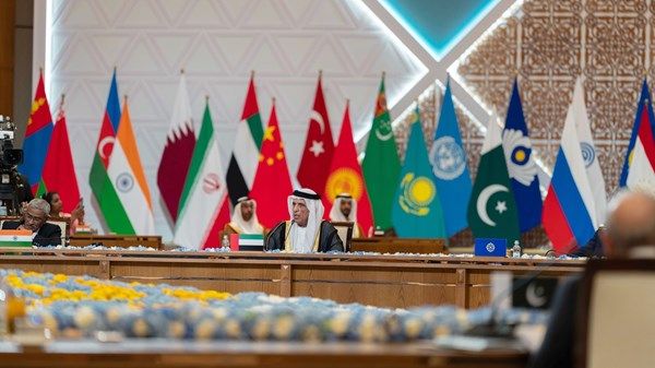 خلال قمة شنغهاي.. سعود بن صقر: الإمارات بقيادة محمد بن زايد حريصة على تعزيز شراكاتها مع دول العالم