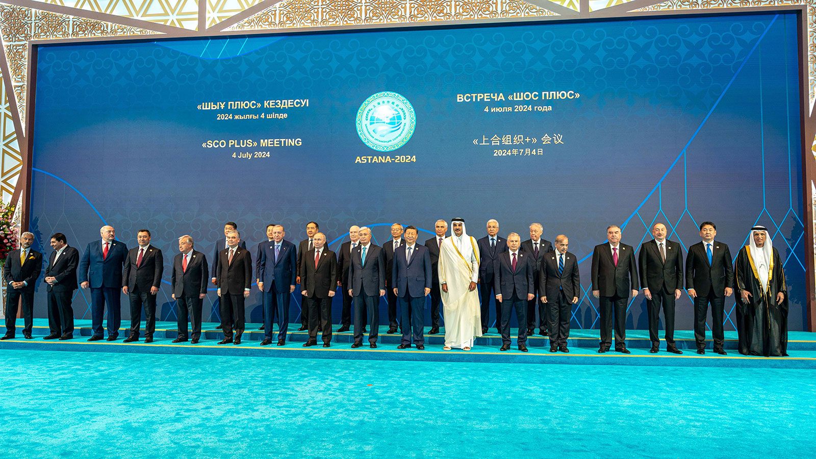 الخليج اليوم .. سعود بن صقر: الإمارات بقيادة محمد بن زايد حريصة على تعزيز شراكاتها ومد جسور التعاون مع دول العالم