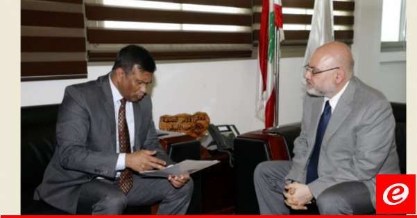 الأبيض تبلغ من سفير بنغلادش تقديم هبة من الأدوية الأساسية لمراكز الرعاية