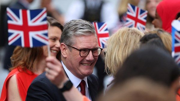 كير ستارمر: «التغيير يبدأ على الفور»